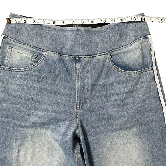 Halara Flex High Waisted Stripe Wide Leg Jeans w/ Pockets Size Medium - Picture 5 of 11
